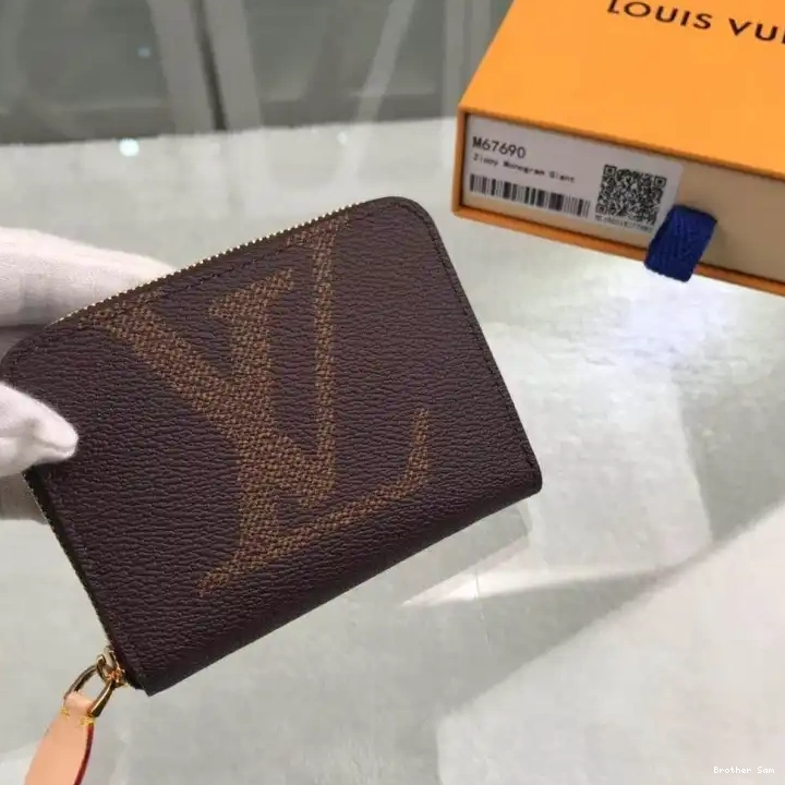 Brother Sam Yupoo LV Bags 19B5790042 0509